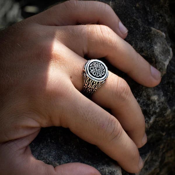 Cletic Knot Ring - Empire of the Gods