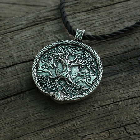 Celtic Love Circle Pendant Necklace