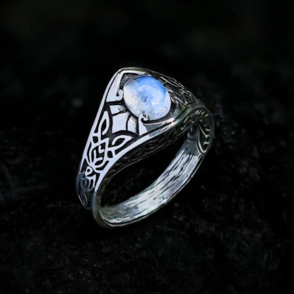 Celtic Moon Ring - Empire of the Gods