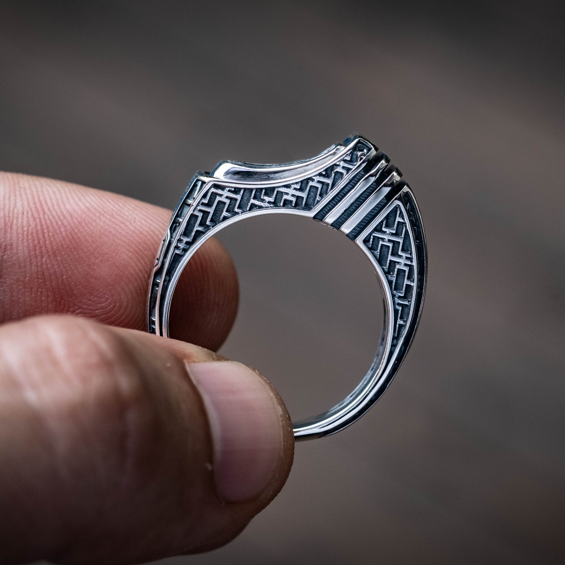 Titan Ring - Empire of the Gods