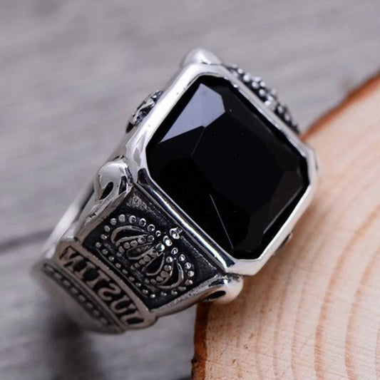 Crowned Onyx Ring - Empire of the Gods