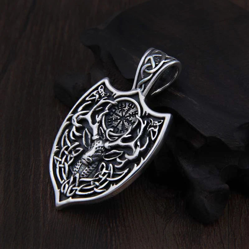 Vegvísir Deer Necklace - Empire of the Gods