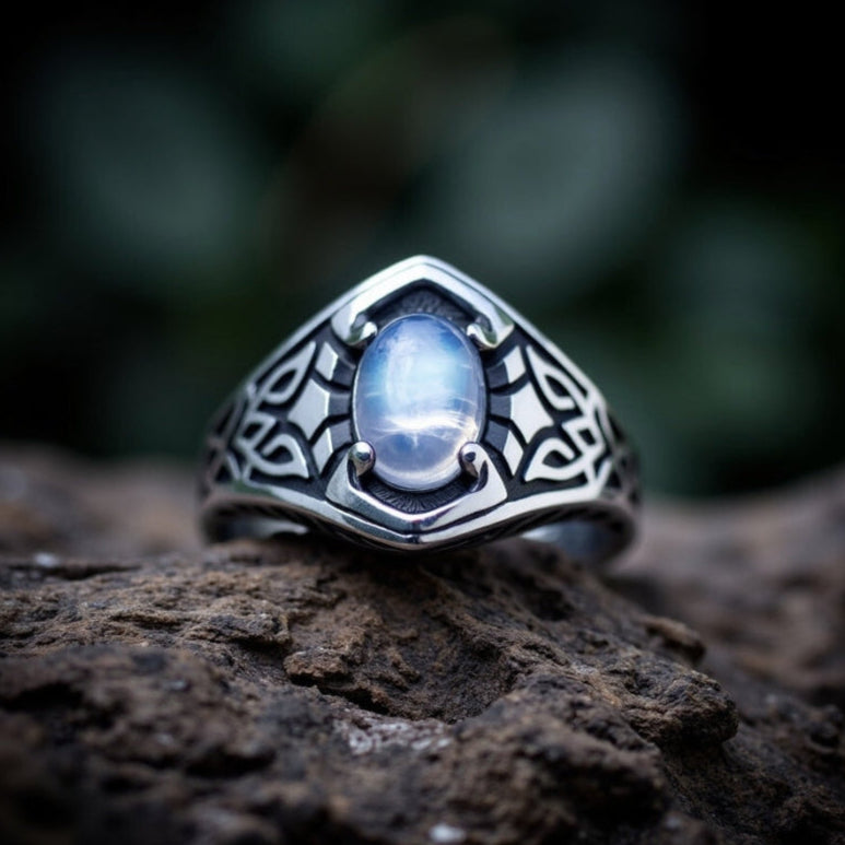 Celtic Moon Ring - Empire of the Gods