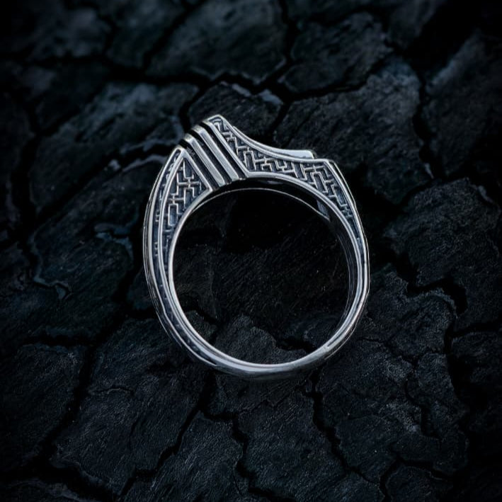 Titan Ring - Empire of the Gods