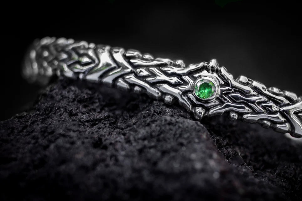 Silver Omen Bangle - Empire of the Gods