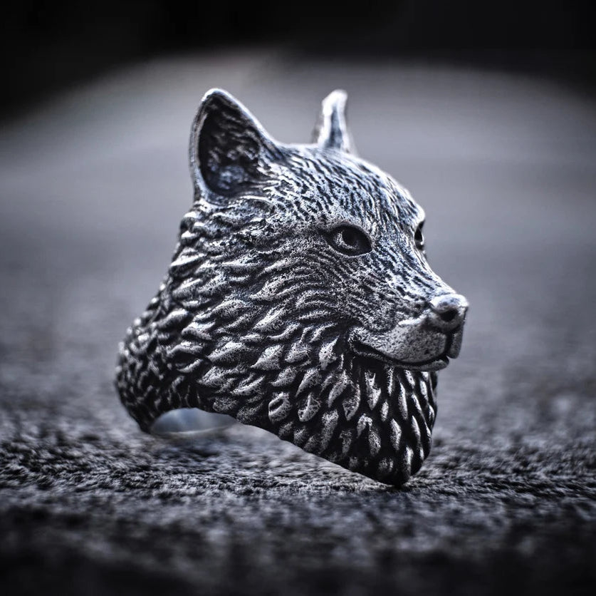 Silver Wolf Ring - Empire of the Gods