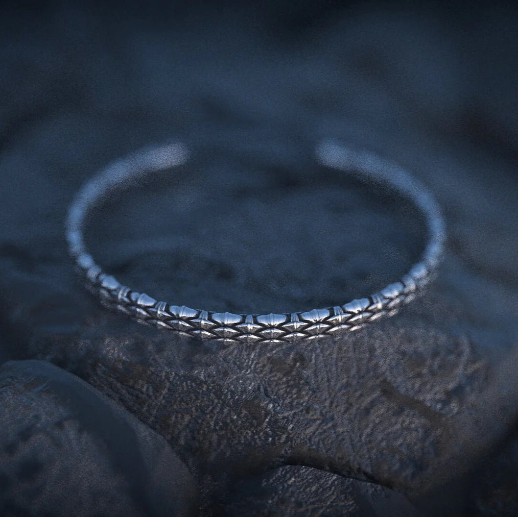 Silver Scaled Bangle - Empire of the Gods