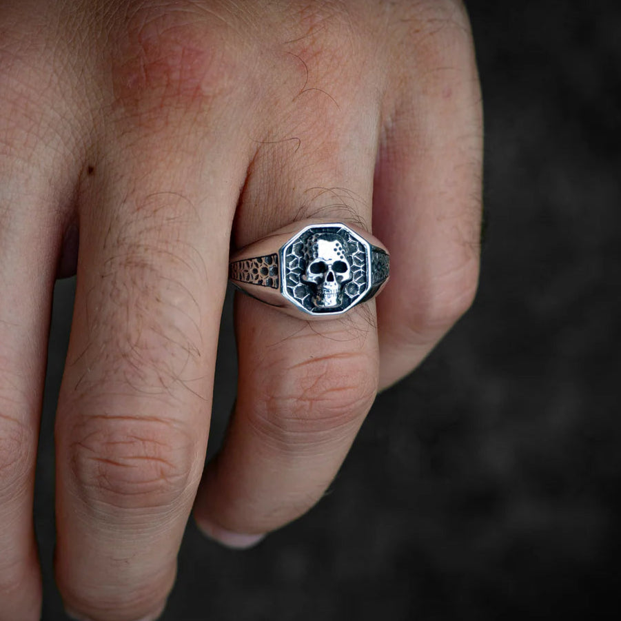 Skull Signet Ring - Empire of the Gods