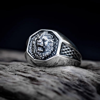 Lion Signet Ring - Empire of the Gods