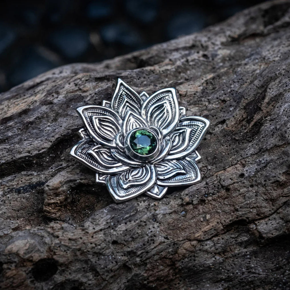 Lotus Pendant - Empire of the Gods