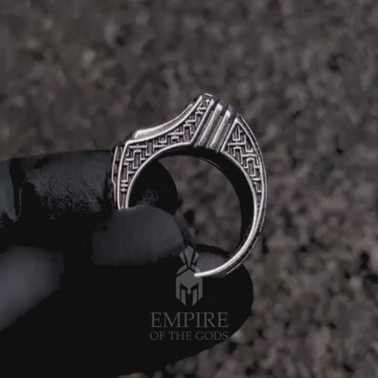Titan Ring