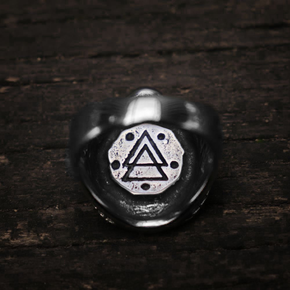 Raven Skull Rune Signet Ring - Empire of the Gods